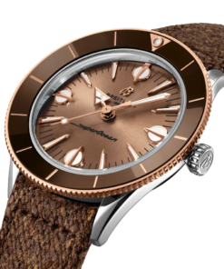 Alternative view of SUPEROCEAN HERITAGE '57 HIGHLANDS